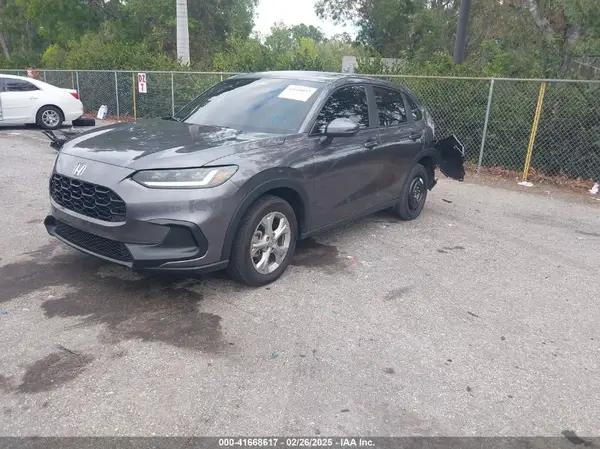 3CZRZ1H38RM716411 2024 HONDA HR-V - Image 2