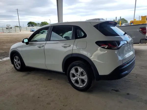 3CZRZ1H38RM736268 2024 HONDA HR-V - Image 2