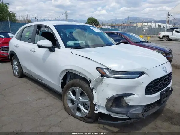 3CZRZ1H38SM728063 2025 HONDA HR-V - Image 1