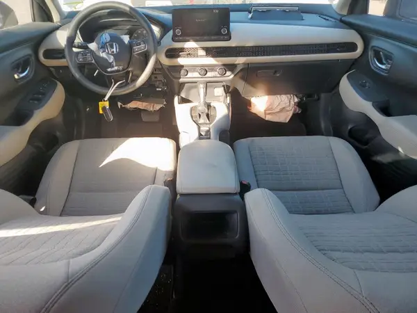 3CZRZ1H39SM758642 2025 HONDA HR-V - Image 8