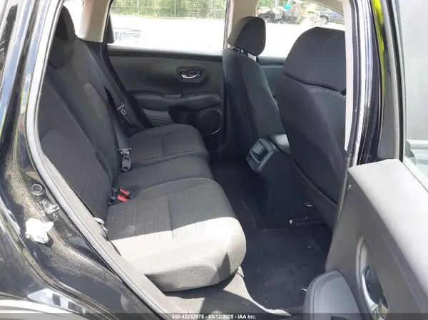 3CZRZ1H3XPM704984 2023 HONDA HR-V - Image 8