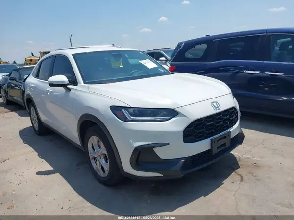 3CZRZ1H3XPM743705 2023 HONDA HR-V - Image 1