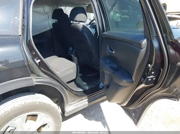 3CZRZ1H3XSM701463 2025 HONDA HR-V - Image 8
