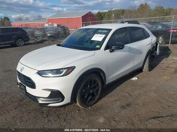 3CZRZ1H50RM728277 2024 HONDA HR-V - Image 2