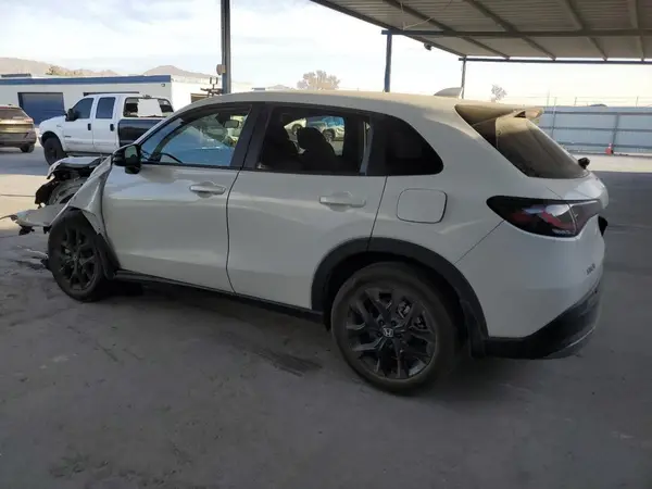 3CZRZ1H50RM735827 2024 HONDA HR-V - Image 2