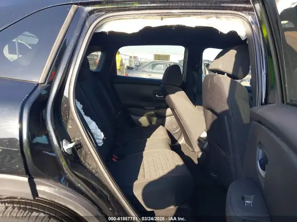 3CZRZ1H50RM760811 2024 HONDA HR-V - Image 8