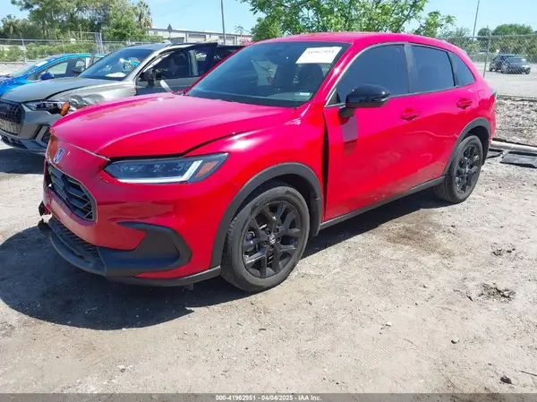 3CZRZ1H52RM716325 2024 HONDA HR-V - Image 2