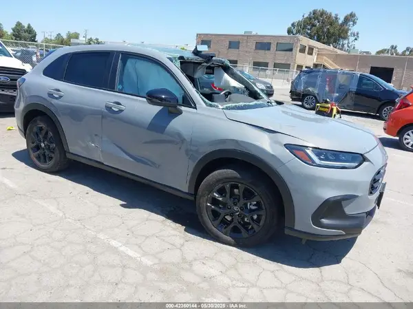 3CZRZ1H52RM729575 2024 HONDA HR-V - Image 1
