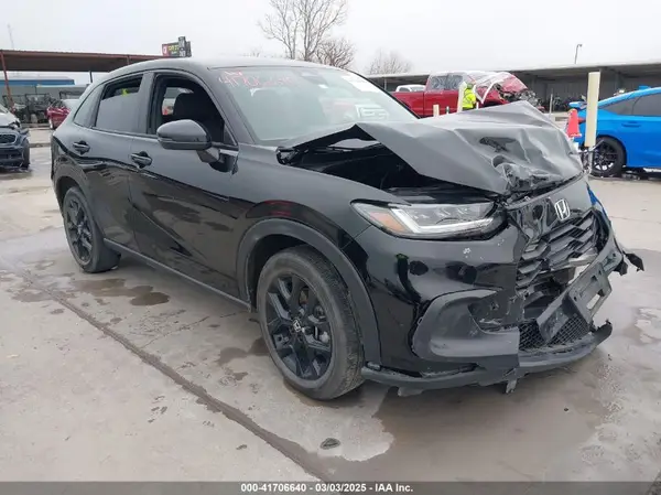 3CZRZ1H52RM745677 2024 HONDA HR-V - Image 1