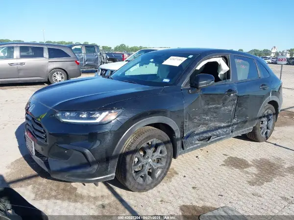 3CZRZ1H52RM748479 2024 HONDA HR-V - Image 2
