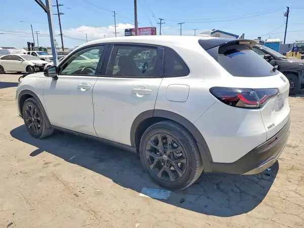 3CZRZ1H53RM727768 2024 HONDA HR-V - Image 2