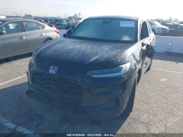 3CZRZ1H54RM700630 2024 HONDA HR-V - Image 2