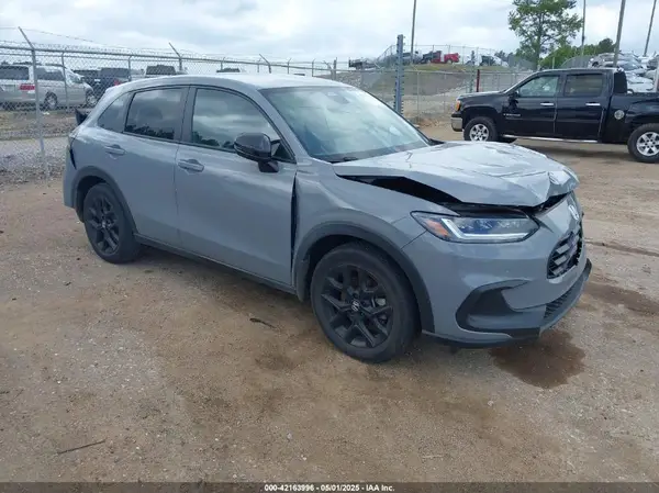3CZRZ1H55PM746657 2023 HONDA HR-V - Image 1