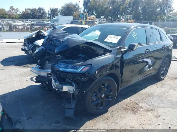 3CZRZ1H55RM735113 2024 HONDA HR-V - Image 2
