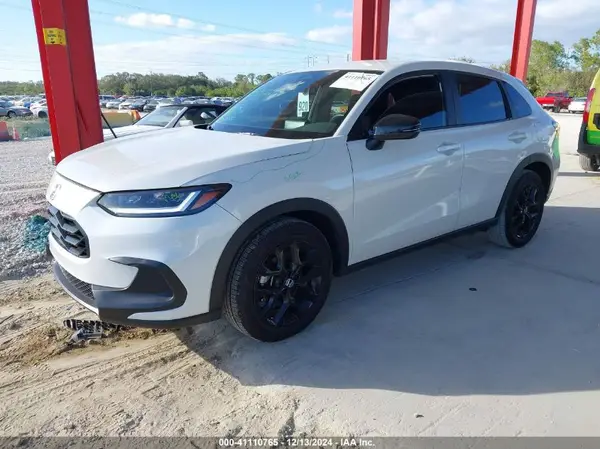 3CZRZ1H55RM736696 2024 HONDA HR-V - Image 2