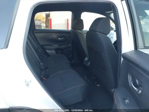 3CZRZ1H56PM700688 2023 HONDA HR-V - Image 8