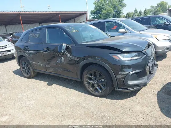 3CZRZ1H56PM746778 2023 HONDA HR-V - Image 1