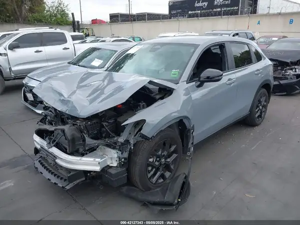 3CZRZ1H56RM728154 2024 HONDA HR-V - Image 2