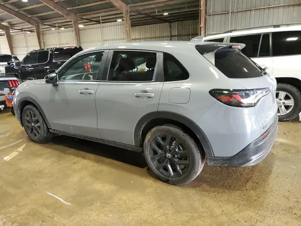 3CZRZ1H57RM742595 2024 HONDA HR-V - Image 2