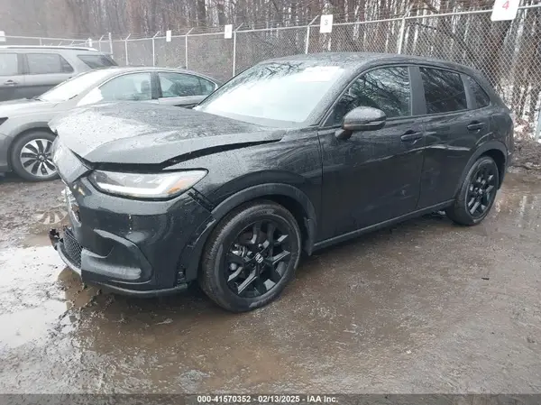 3CZRZ1H58RM753413 2024 HONDA HR-V - Image 2