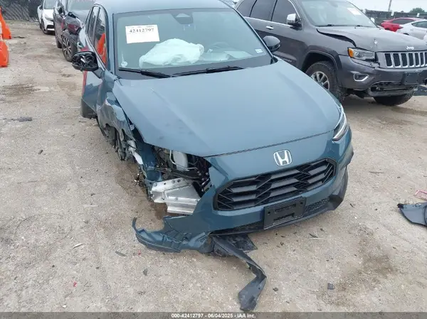 3CZRZ1H58RM759034 2024 HONDA HR-V - Image 1