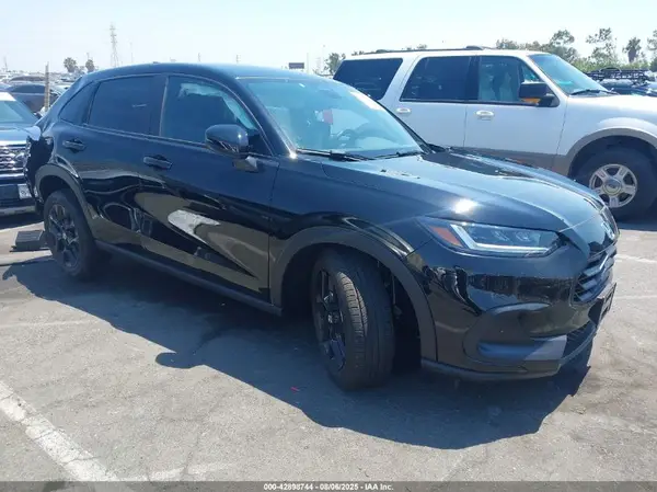 3CZRZ1H59SM748758 2025 HONDA HR-V - Image 1