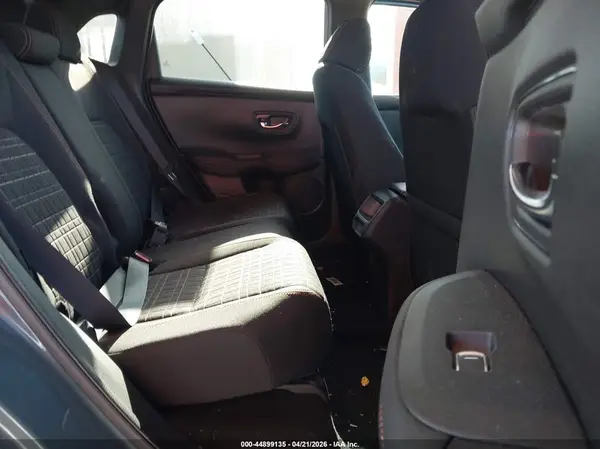 3CZRZ1H5XRM704617 2024 HONDA HR-V - Image 8