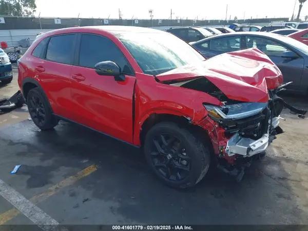 3CZRZ1H5XRM756913 2024 HONDA HR-V - Image 1