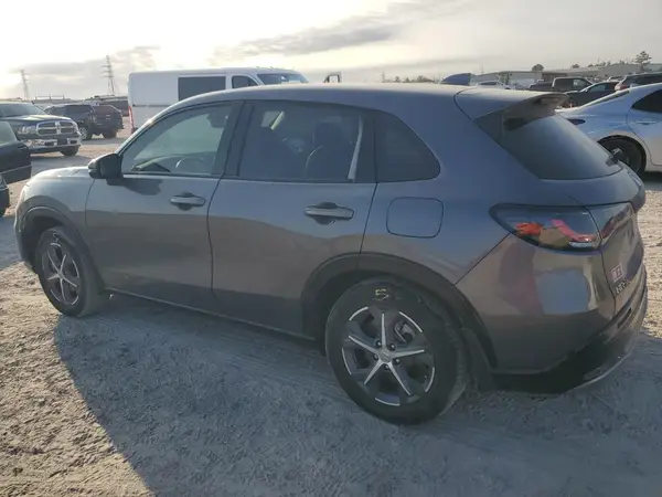 3CZRZ1H70RM742911 2024 HONDA HR-V - Image 2