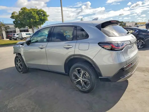 3CZRZ1H70SM731851 2025 HONDA HR-V - Image 2