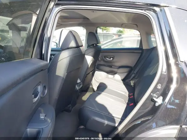 3CZRZ1H71SM748576 2025 HONDA HR-V - Image 8