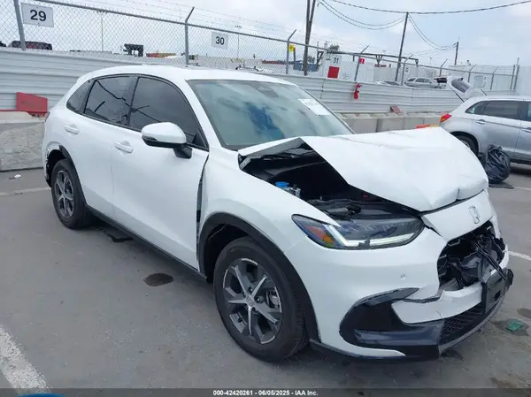3CZRZ1H72SM715327 2025 HONDA HR-V - Image 1