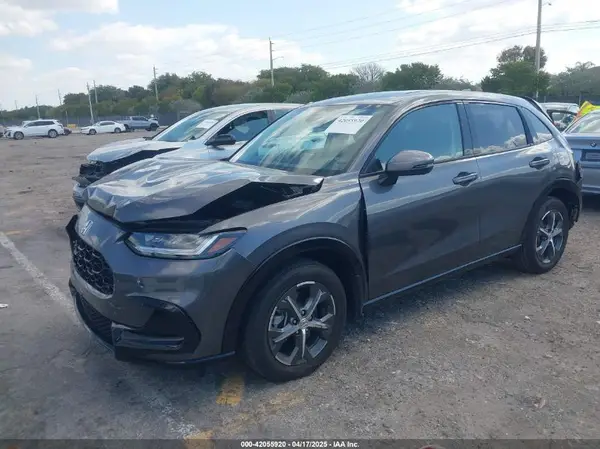 3CZRZ1H72SM733956 2025 HONDA HR-V - Image 2