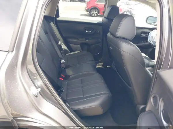 3CZRZ1H72SM742480 2025 HONDA HR-V - Image 8