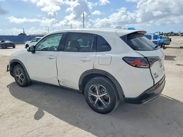 3CZRZ1H74RM708566 2024 HONDA HR-V - Image 2