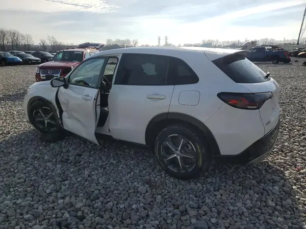 3CZRZ1H74RM716523 2024 HONDA HR-V - Image 2