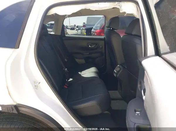 3CZRZ1H74RM759985 2024 HONDA HR-V - Image 8