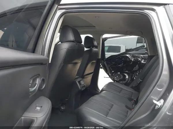3CZRZ1H75RM717275 2024 HONDA HR-V - Image 8