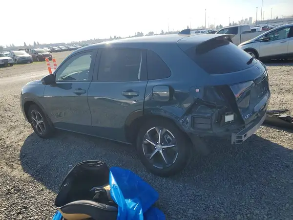 3CZRZ1H76RM717530 2024 HONDA HR-V - Image 2