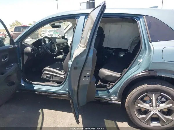 3CZRZ1H77SM750655 2025 HONDA HR-V - Image 8