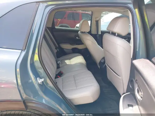 3CZRZ1H78SM738952 2025 HONDA HR-V - Image 8