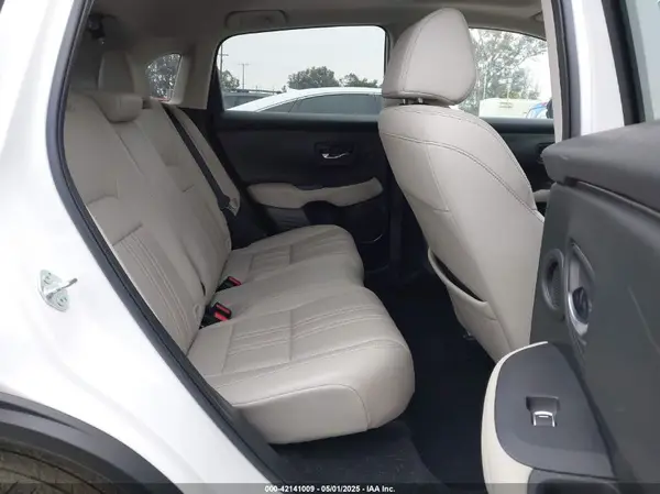 3CZRZ1H7XPM724137 2023 HONDA HR-V - Image 8