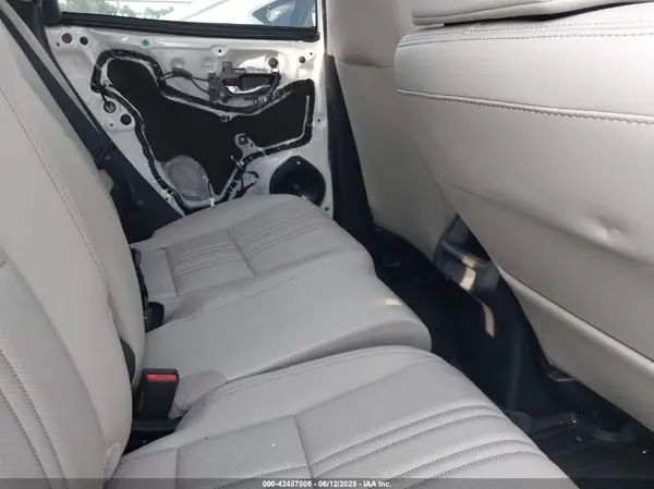 3CZRZ1H7XRM714694 2024 HONDA HR-V - Image 8