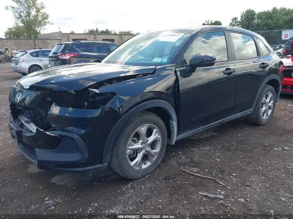 3CZRZ2H30SM747048 2025 HONDA HR-V - Image 2