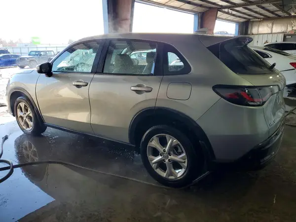 3CZRZ2H30SM758809 2025 HONDA HR-V - Image 2