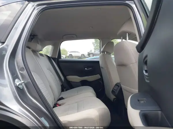 3CZRZ2H31RM708365 2024 HONDA HR-V - Image 8