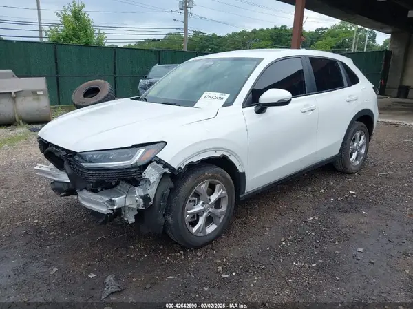 3CZRZ2H31RM751488 2024 HONDA HR-V - Image 2