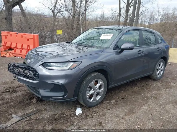 3CZRZ2H32RM703935 2024 HONDA HR-V - Image 2
