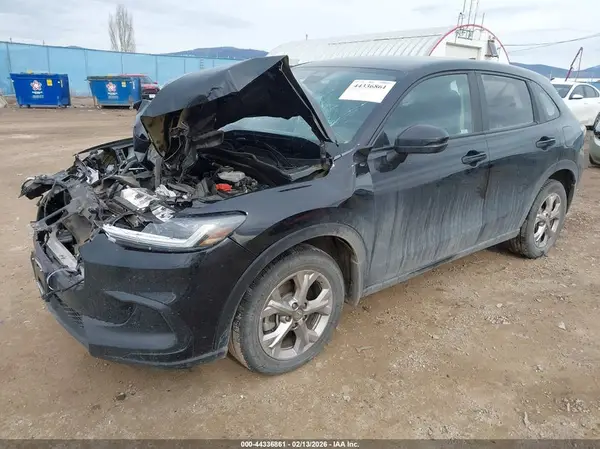 3CZRZ2H32RM705944 2024 HONDA HR-V - Image 2