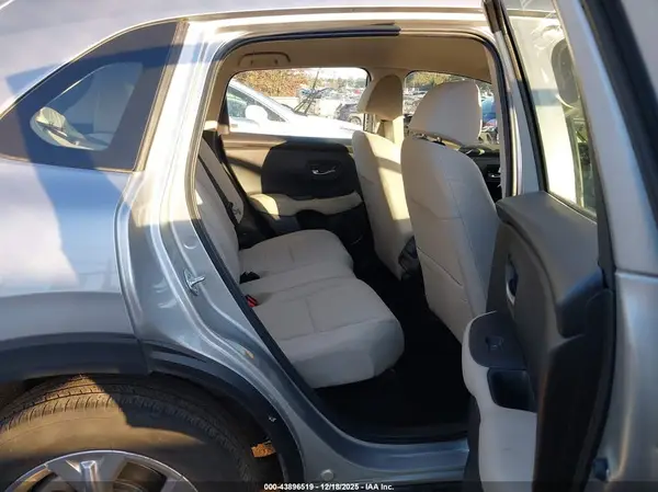 3CZRZ2H32RM762399 2024 HONDA HR-V - Image 8